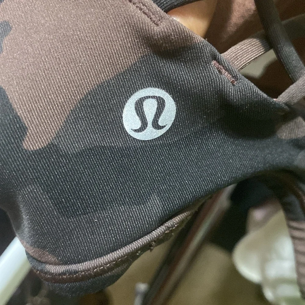 Lululemon Free To Be Bra Wild *Light Support, A/B Cup Size 2 - Picture 5 of 7